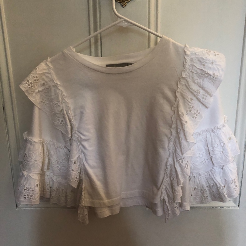 Eyelet ruffle sleeve shirt